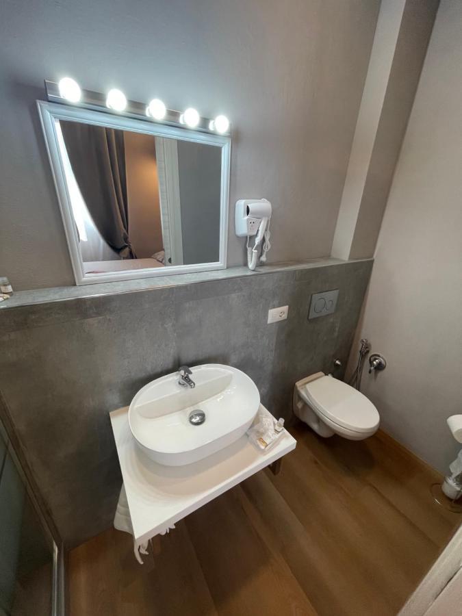 Piccola Dimora Bed & Breakfast *